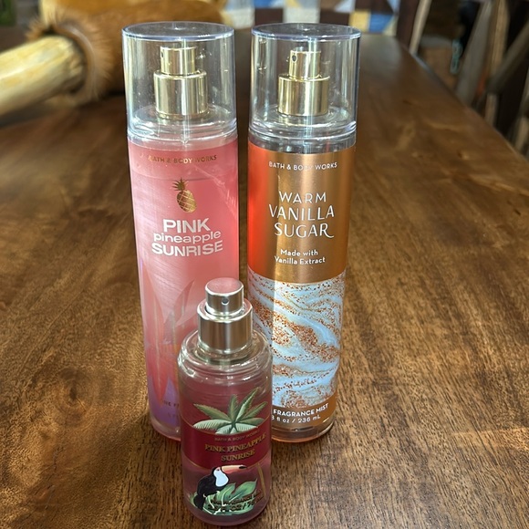 2 BBW pink pineapple sunrise & warm vanilla sugar 🍍🍦lightly used - Picture 1 of 4